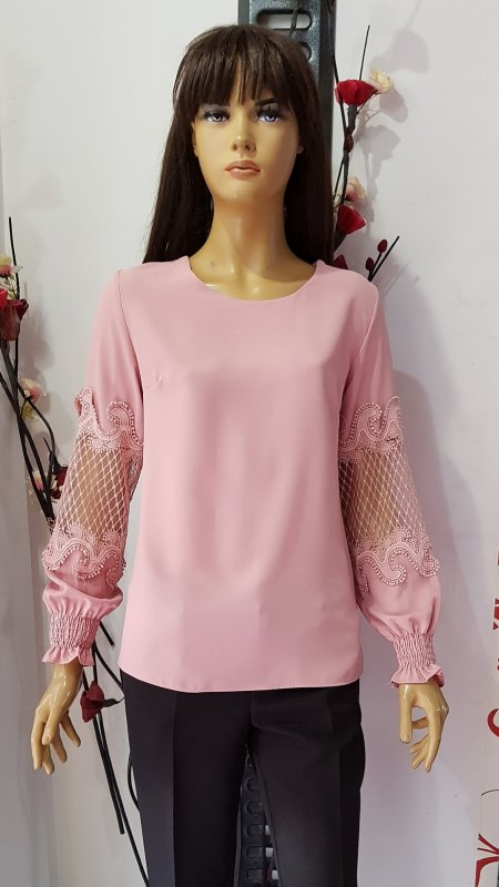 Bluza eleganta Ana culoare roz din tripluvoal cu aplicatii cu dantela cod B238