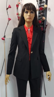 Costum Ioana office culoare neagră sacou si pantaloni  cod C172