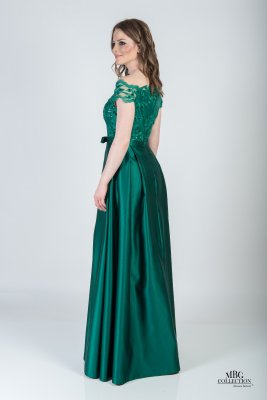 Rochie Amalia culoare verde din tafta si dantela brodata cu perle cod R626