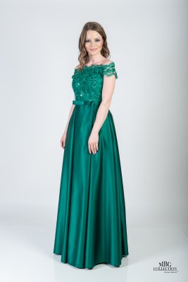Rochie Amalia culoare verde din tafta si dantela brodata cu perle cod R626